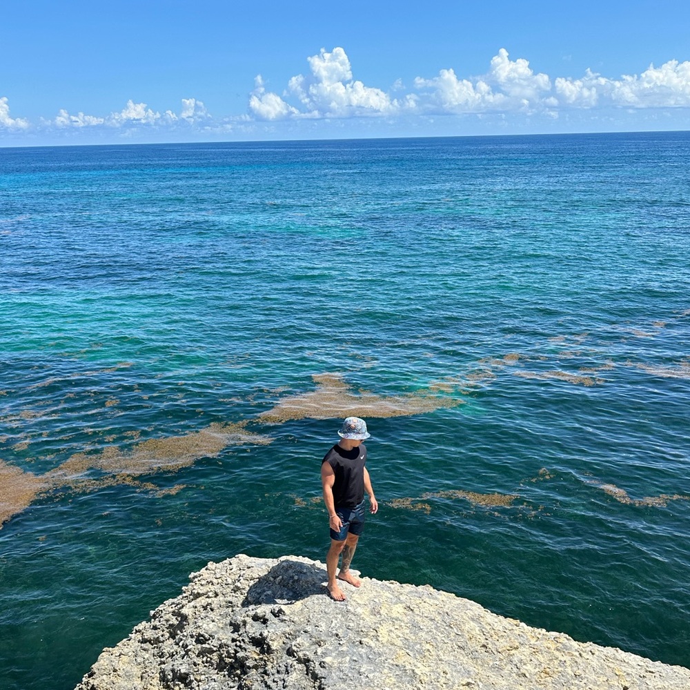 Meet your Posher, Deej